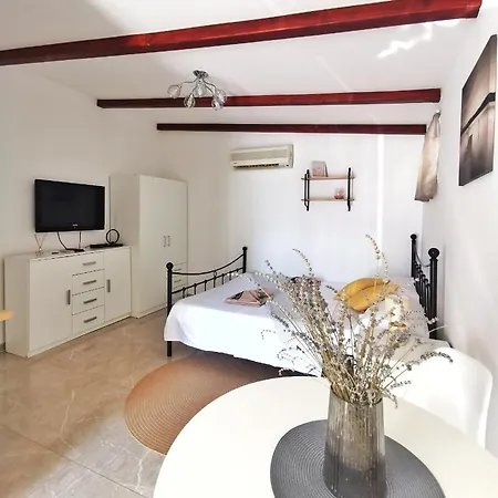 Daire With Character Pula